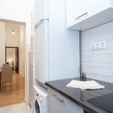 Ultra Large Stylish Apartamento
