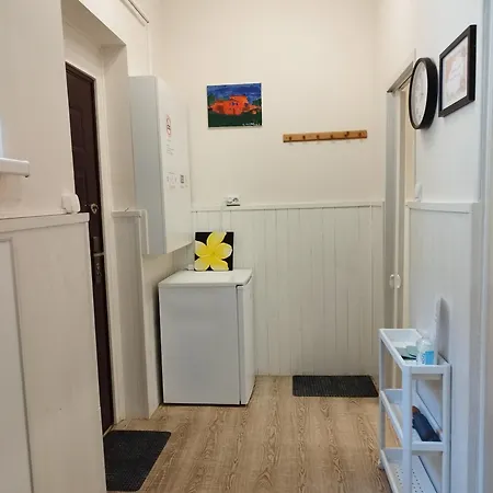 Flower Apartment