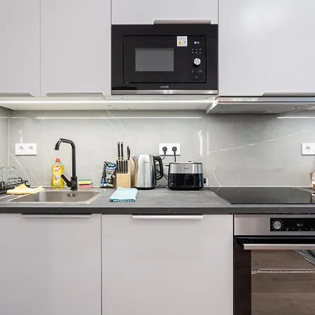 Eco Den Apartment *