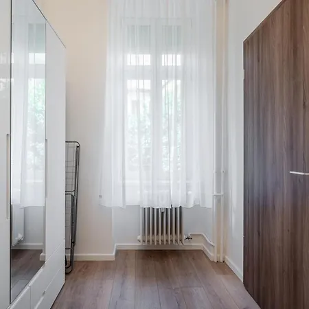 Apartment Eco Den *
