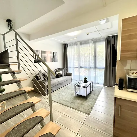 Aparthotel Vagabond Downtown 4*