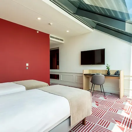 Oktogon Haggenmacher By Continental Group Hotel