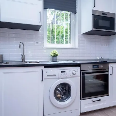 Apartment Super New With Air Conditioning
