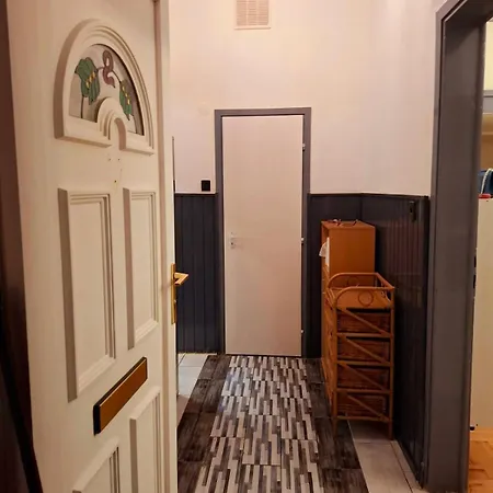 Viko Apartman 1 Apartment