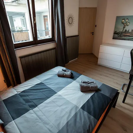 Huge 2 Bedroom Flat With Stunning View - Close To Sziget