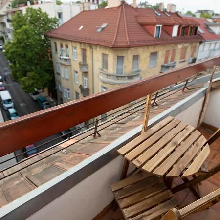 Apartment Huge 2 Bedroom Flat With Stunning View - Close To Sziget Budapest