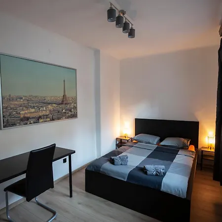 Apartment Huge 2 Bedroom Flat With Stunning View - Close To Sziget *