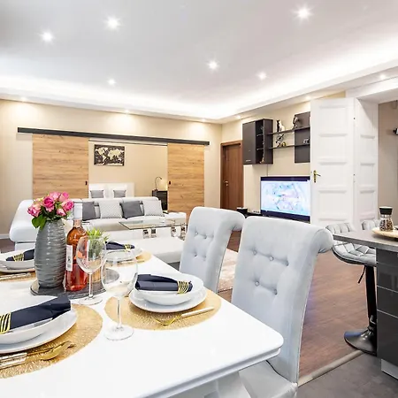Apartment Huge Warm Luxury *