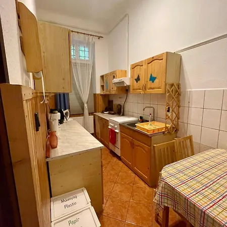 Kriszti Budapest
