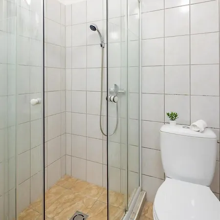 - New - Quiet And Comfy Apartment