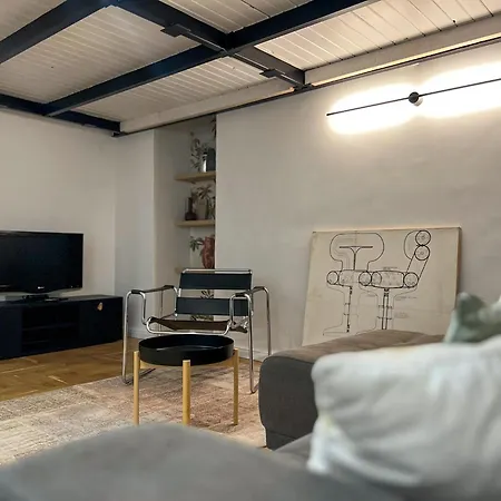 Center Krt2 Apartment *