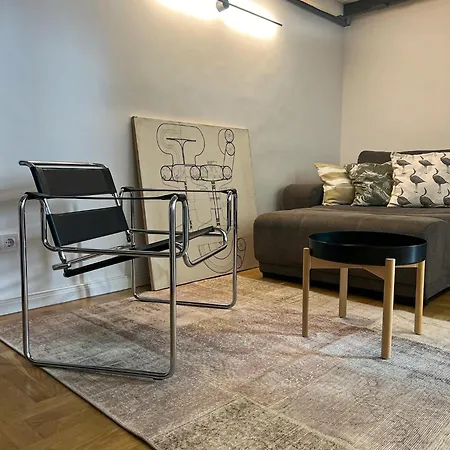Center Krt2 Apartment *