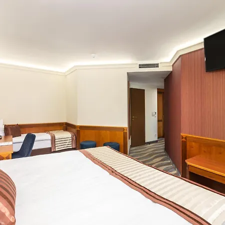 Carlton Buda Castle Hotel