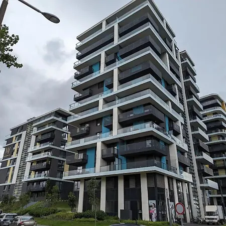 Waterfront Free Private Parking Apartment Budapest