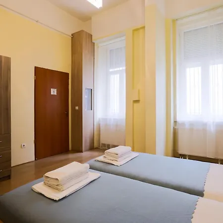 East Private Budapeszt