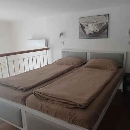Loft House * Budapesta