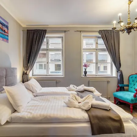 Donaticoeur Apartment