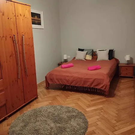 Imola House In The Center Apartment