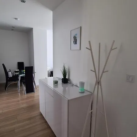 Lena Center * Budapest