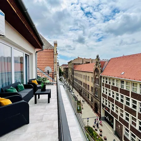 Lena Center Apartment Budapest