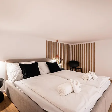 K22 - Kertesz Cozy Retreat - Location By Bqa