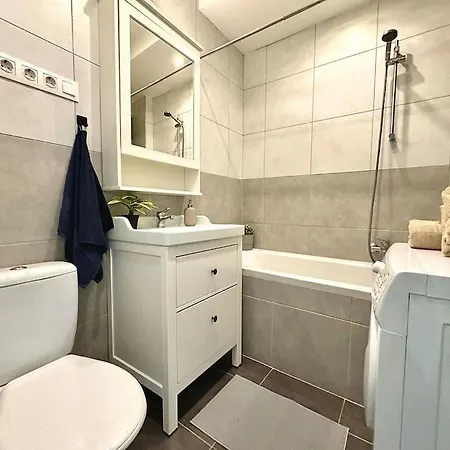 Lujza - Modern Apartment *