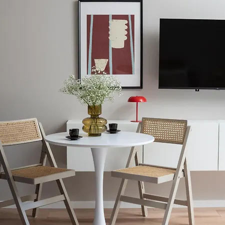 Apartment Oliver Boutique Studio - Brand New, Central, Quiet