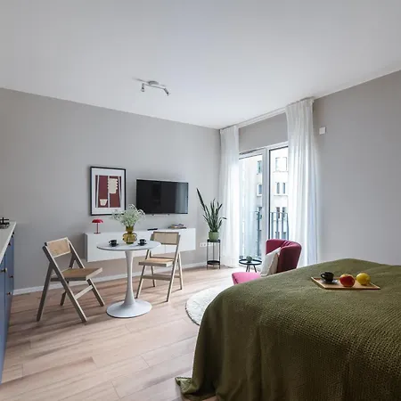 Oliver Boutique Studio - Brand New, Central, Quiet *
