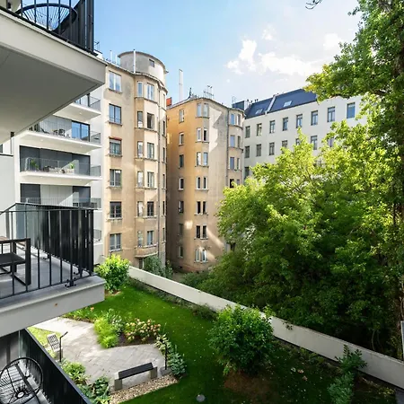 Apartment Oliver Boutique Studio - Brand New, Central, Quiet *
