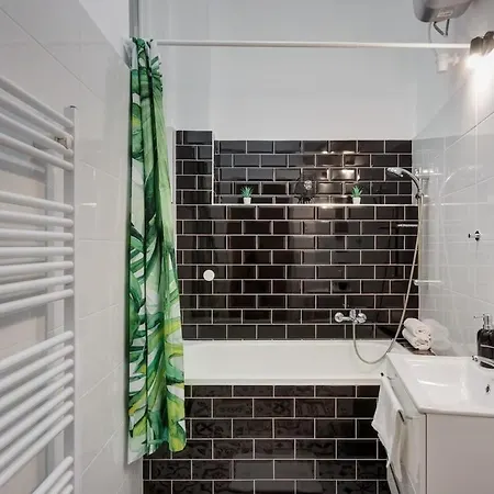 - New - Modern Apartment *