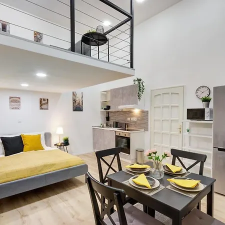 - New - Modern Apartment