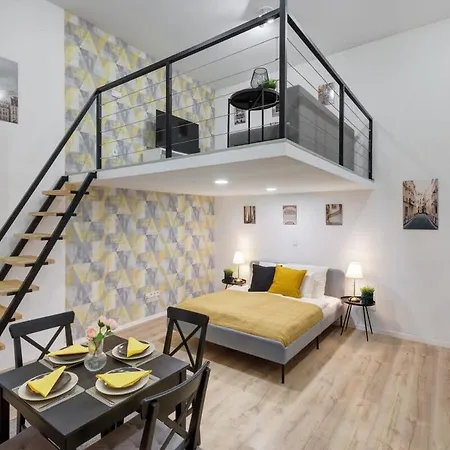 - New - Modern Apartment