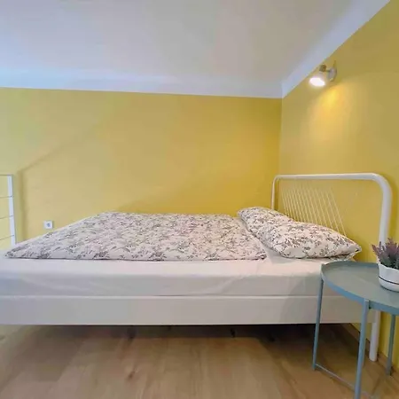 B Downtown Modern Apartment Budapest