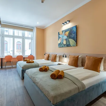 Aparthotel Holidays Downtown *