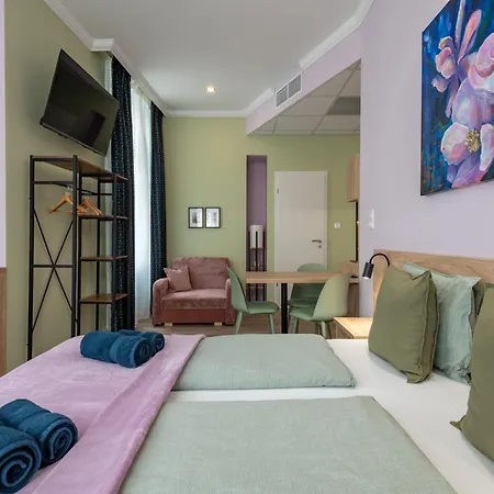 Holidays Downtown Aparthotel *