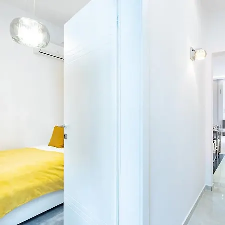 Ultra - Large With Balcony Apartment Budapest