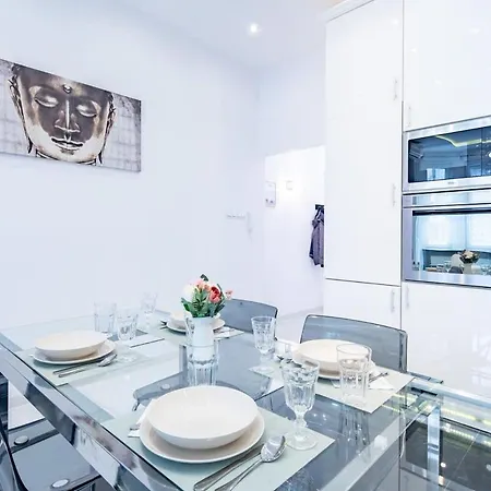 Apartment Ultra - Large With Balcony *