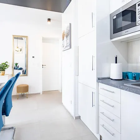- Balcony - Brand New - Sunny Apartment