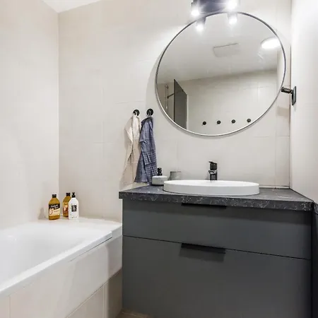 Sleek Premium With Parking * Budapest