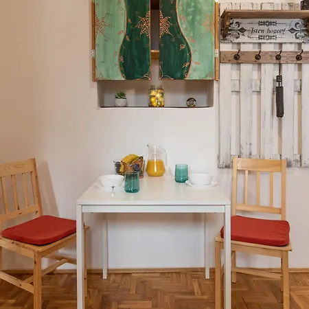 Apartment Viol *