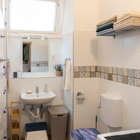 Viol Apartment