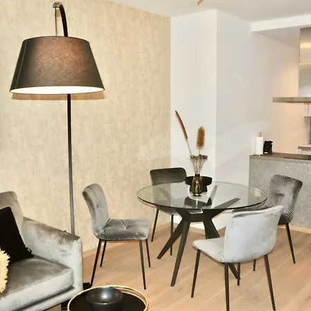 Emerald Luxury Apartment