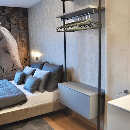 Apartment Emerald Luxury