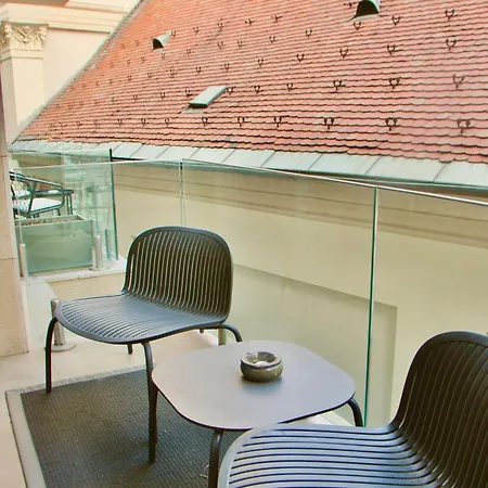 Apartment Emerald Luxury