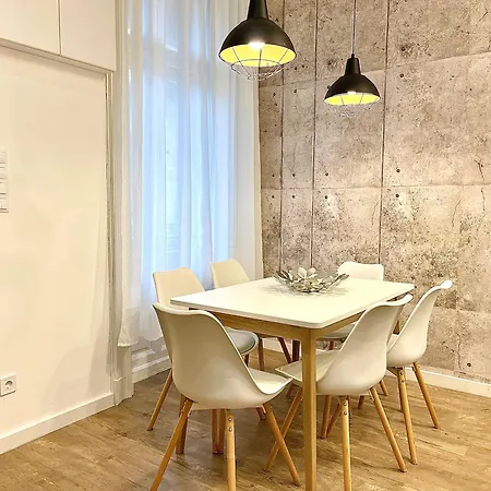Apartment Romance Residency With Finn Sauna Budapest