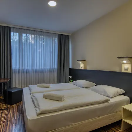 Budget Hotell