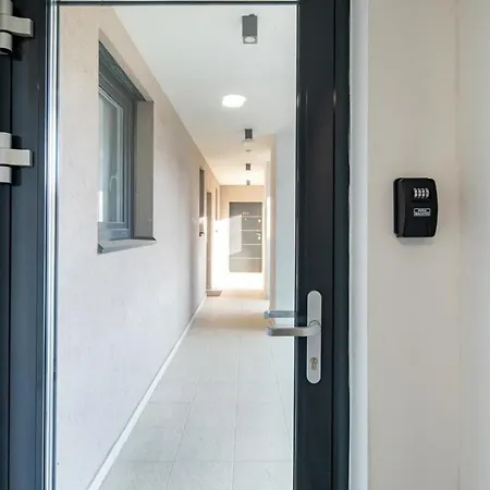 Cute With Balcony Apartment Budapest