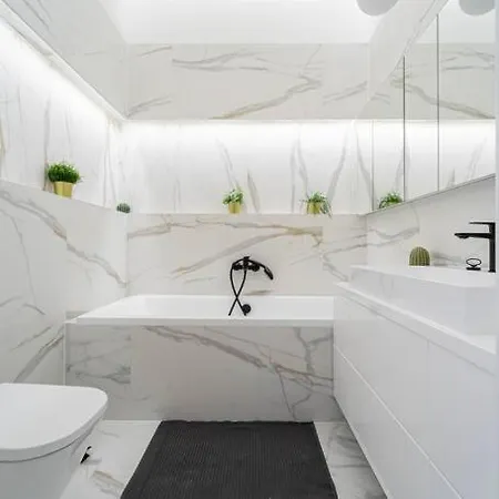 The Opera Luxury