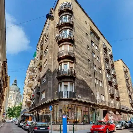 Apartamento Neo-baroque Near Basilica