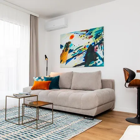 Sky Apartment *